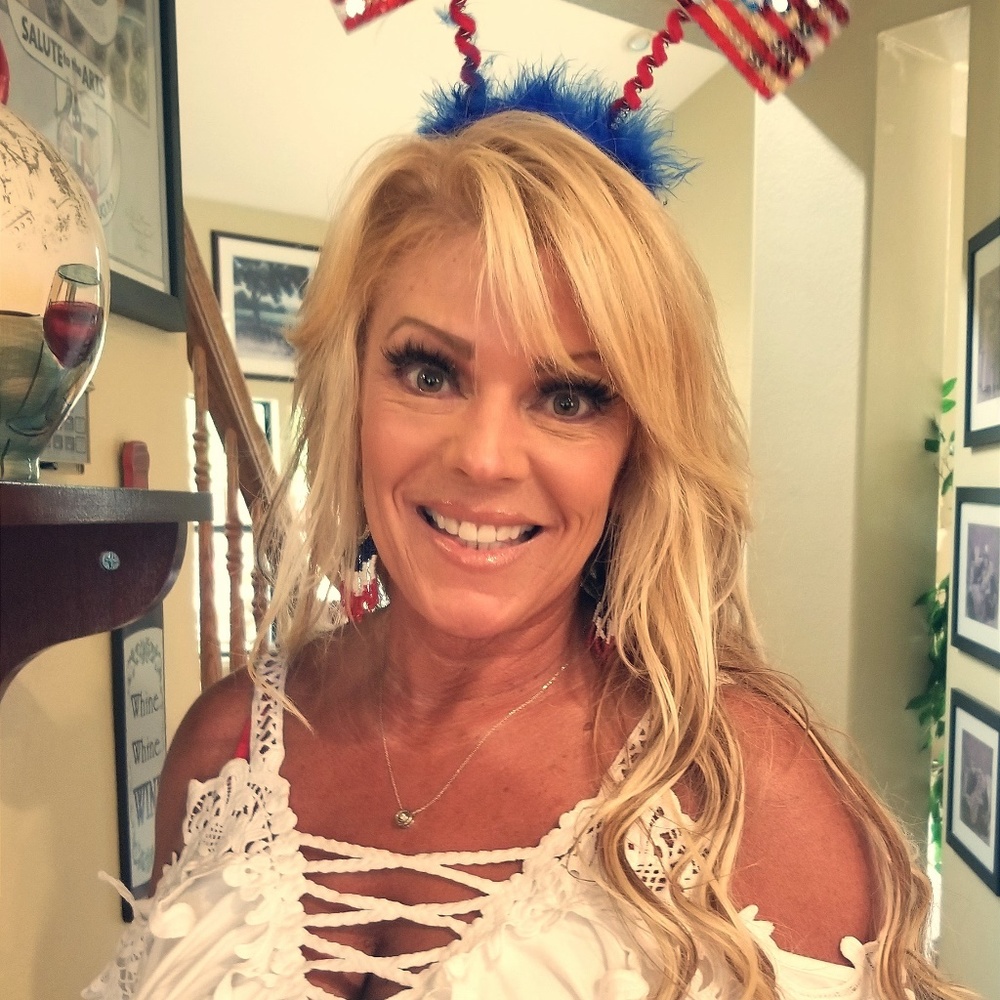 Meet your Posher, Stacie